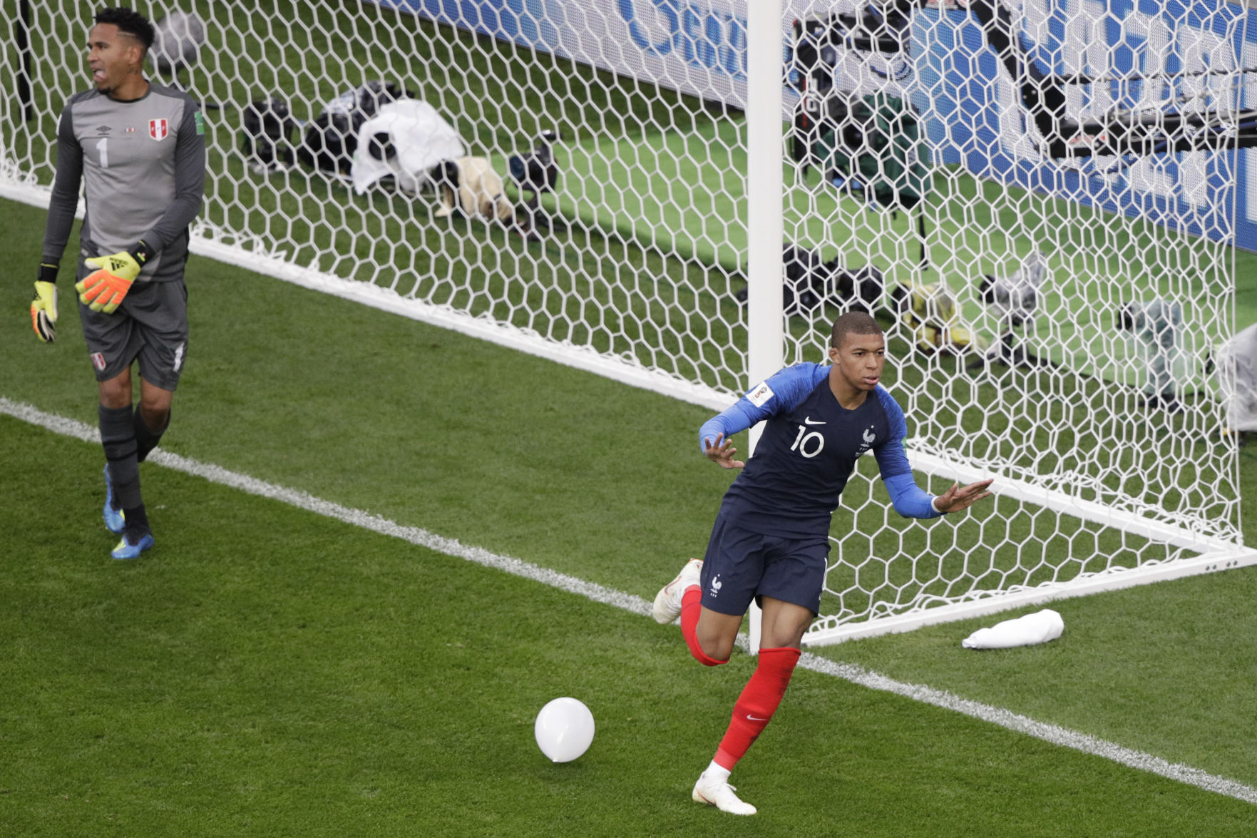 France's Kylian Mbappe celebrates